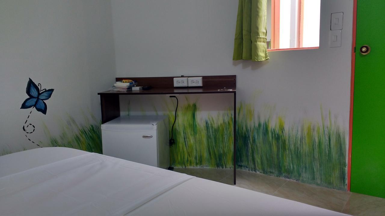 San Andres Vive Paradise Habitaciones Con Bano Privado A 80Mts De La Playa Principal Exterior photo
